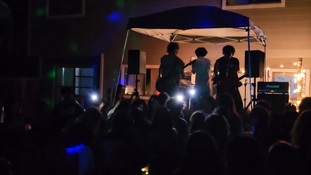 Paranoia at Clayton Hyatt Cancer Beneftit Show смотреть онлайн