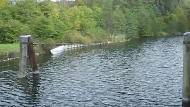 Шлюз Мазурского канала. Bajory Wielkie, Polska смотреть онлайн