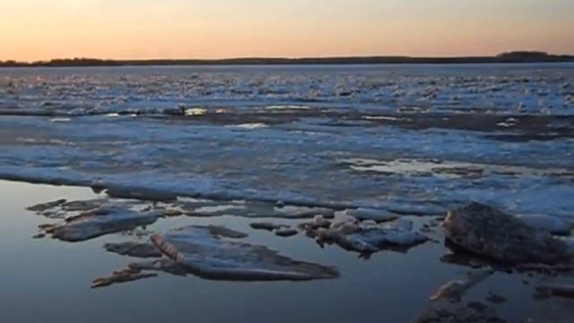 Ледоход 2013 на Волге. смотреть онлайн