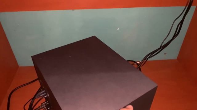 Logitech Z625(Un altavoz muy bueno) смотреть онлайн