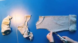 Как уменьшить горловину трикотажной футболки. How to reduce the neckline of a T-shirt
