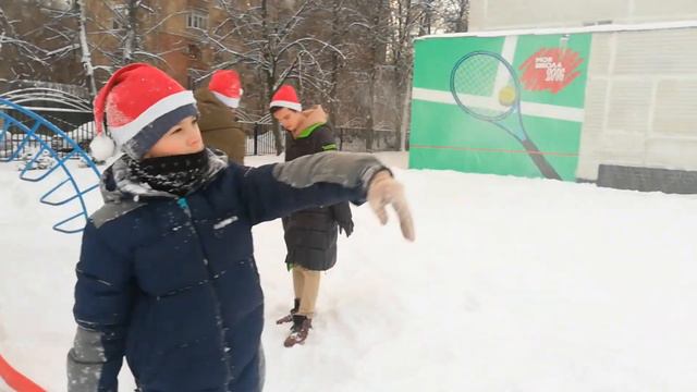 Школа НовыйГод 2086 смотреть онлайн