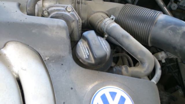 VW BORA 2.0 Oil cap dancing смотреть онлайн