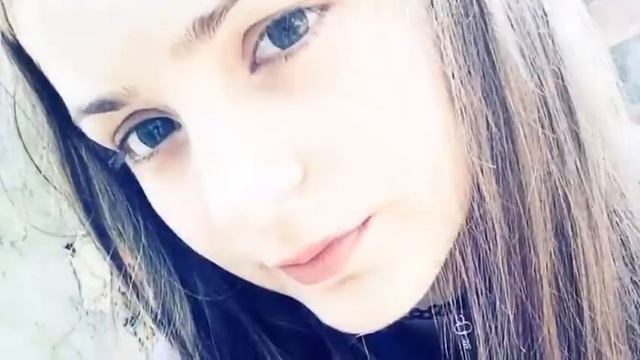 Мне так хочется стать, лучшей дочкой на свете.... Стихи Султановой Оксаны смотреть онлайн