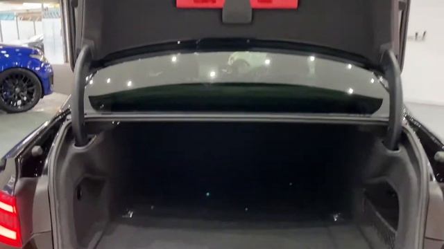 Audi A4 2.0 TFSI 35 Black Edition S Tronic Euro 6 (s/s) 4dr смотреть онлайн