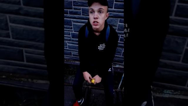 Скушал лемон и не скривился!!!😱 смотреть онлайн