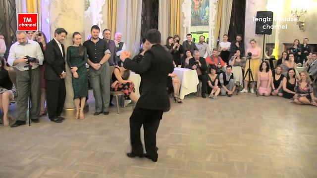 "La Milonga De Buenos Aires". Geraldin Rojas with Ezequiel Paludi on nightly milonga. Tango 2020. смотреть онлайн