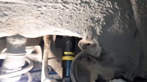 Замена задних амортизаторов Mazda 6 в универсале.Почти самое подробное видео.