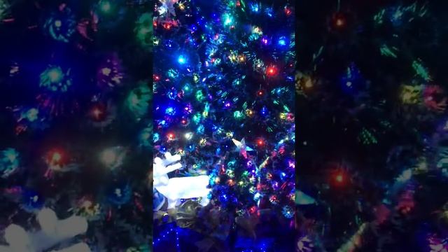 Светодиодные елки LED смотреть онлайн