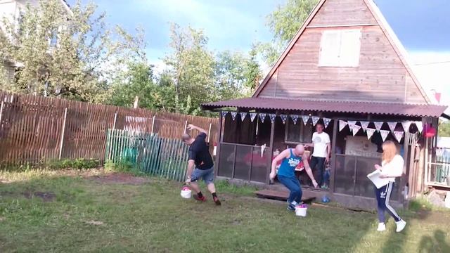 Конкурс "Эстафета". Выпускной на даче в Лапино, 30.05.15 смотреть онлайн