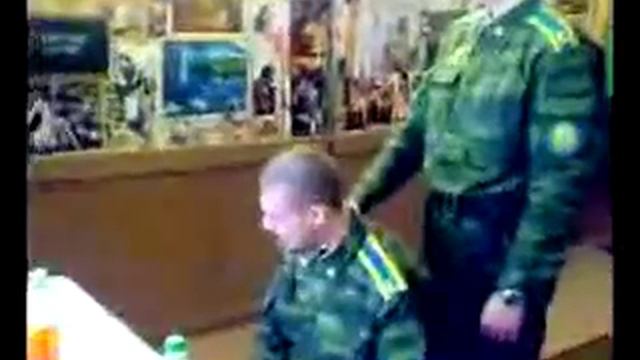 Как защитить девушку в ресторане от кавказцев смотреть онлайн