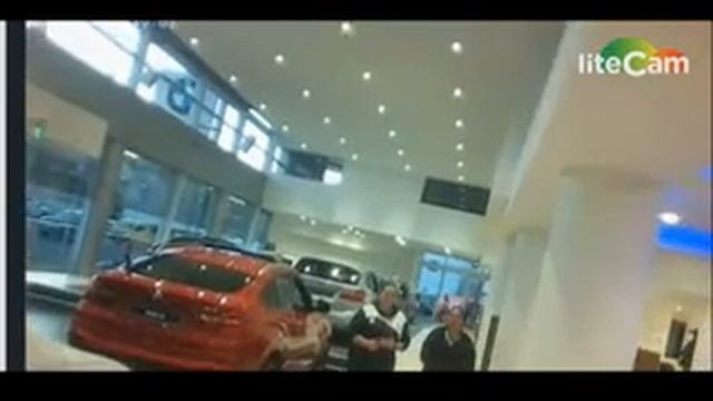 Женщине подарили BMW за веру в первоапрельское объявление смотреть онлайн