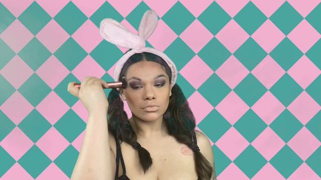 Makeup Class with Sass: Basic Brown & Black смотреть онлайн