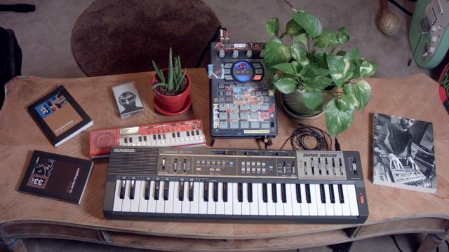 Making Lofi with Casio MT-100, VL-1, + SP-404SX смотреть онлайн