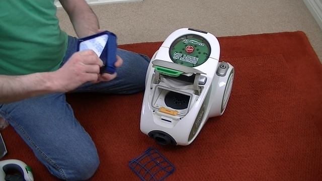 Hoover Xarion Green Ray Vacuum Cleaner Unboxing & First Look смотреть онлайн