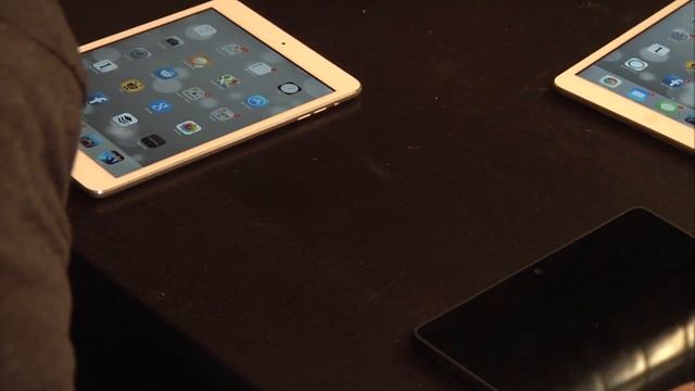 Tested In-Depth: Apple iPad Mini with Retina Display Review смотреть онлайн