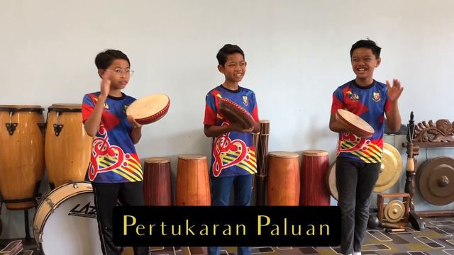 Demo Kompang Perarakan: Melalu, Menyilang, Meningkah смотреть онлайн