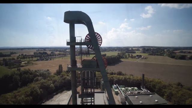 Schacht Lerche смотреть онлайн