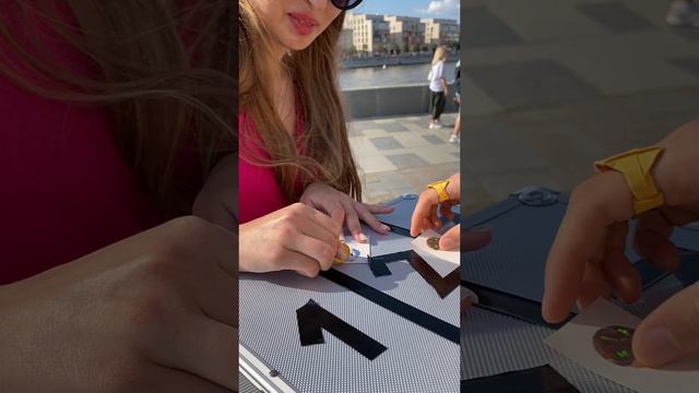 Удачная встреча с девушкой «ИЗ Метро» @iz_metro  все потрачено! #удача #пранк #подарок #shortsclip