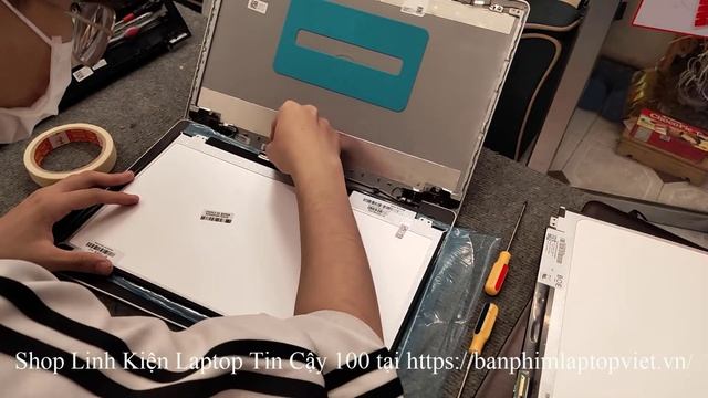 Hướng Dẫn Thay Màn Hình Laptop Dell Inspiron 3593 Gen 10th Sx: 2020 смотреть онлайн