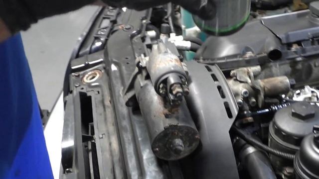 How to Replace Starter 97-06 BMW 325 Xi смотреть онлайн