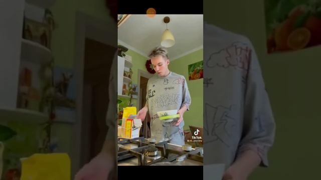 #1 Паул либо просто Паша смотреть онлайн