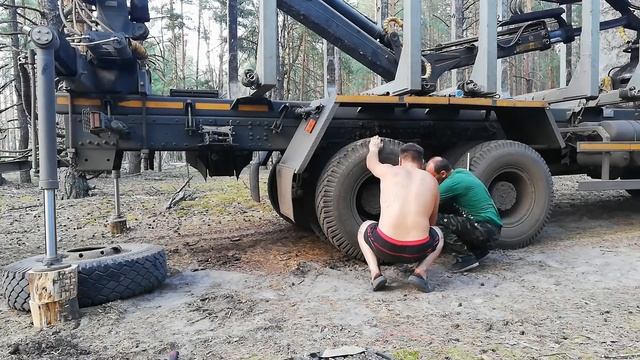 Замена колеса в Мазе!!! смотреть онлайн