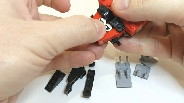 Как сделать БОЖЬЮ КОРОВКУ из ЛЕГО классик?! LEGO Classic 10715. Лего самоделки. Канал Lil Bambino. смотреть онлайн