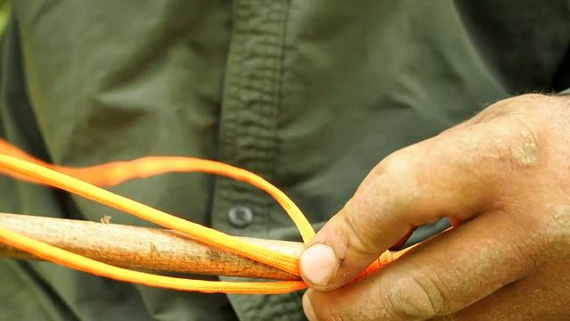 Solo Overnight Stealth Camping in The Woods For $18, DIY Fishing Pole and Buttered Sun Fish смотреть онлайн