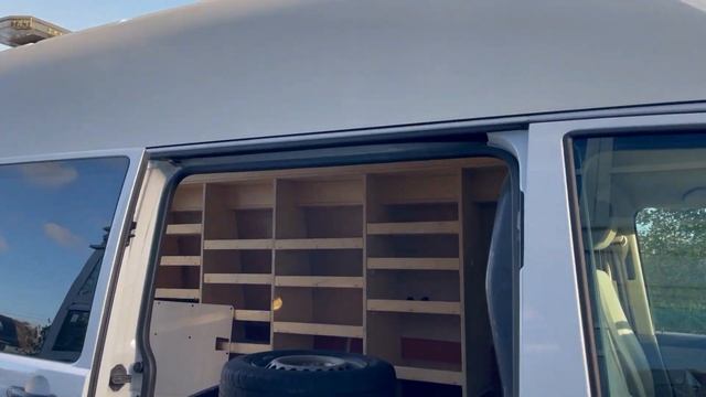 Volkswagen Transporter T5 2 0i 85KW L2 + H2 Benzine + CNG Airco VL-069-N смотреть онлайн