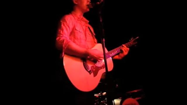 Tyrone Wells - Baby Don't You Change смотреть онлайн