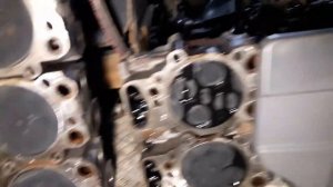 Ремонт двигателя от SCANIA, масло попадает в антифриз!