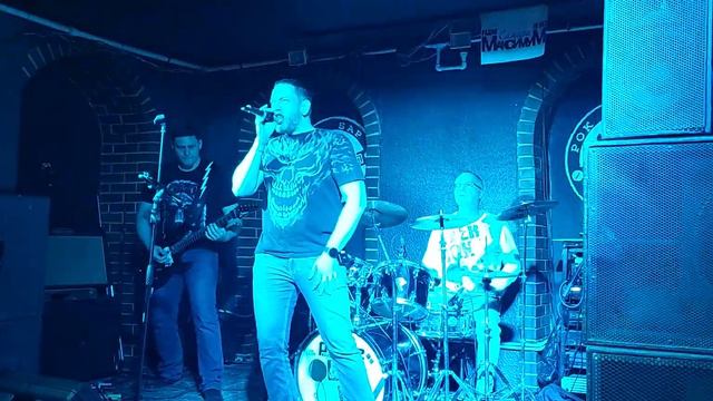 5 мая 2023 года отыграли с "СПИ#ЖЕНА" панк-рок группа концерт г. Самары - в Рок-бар "Подвал". смотреть онлайн