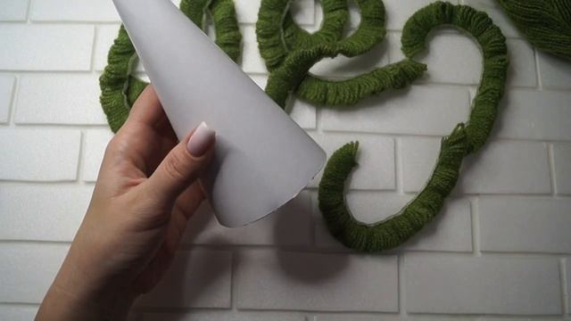 Новогодняя елка своими руками Поделка из пряжи смотреть онлайн