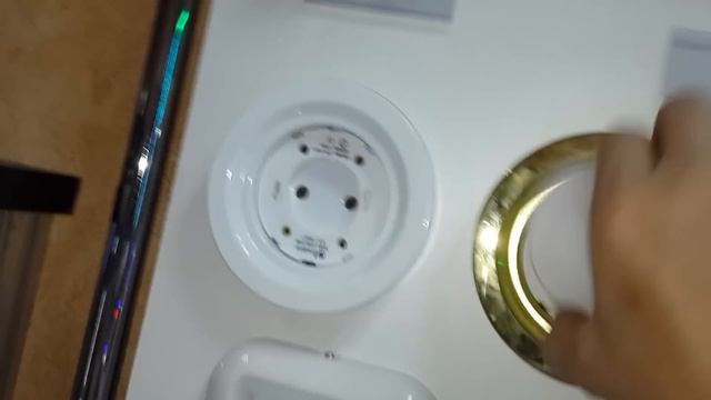 Светодиодная лампа GX53 для диммера мощностью 10W 220V new. смотреть онлайн