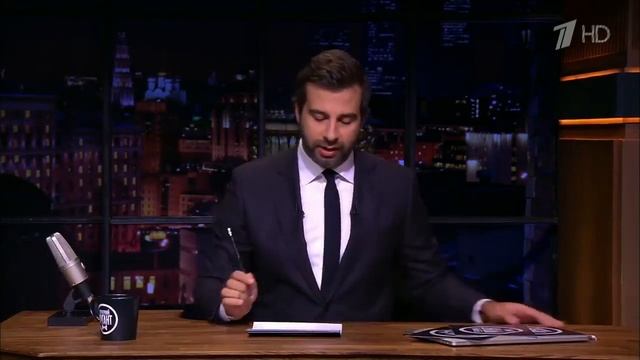 Необычное поздравление с 23 февраля для коллег в стиле Вечерний Ургант смотреть онлайн