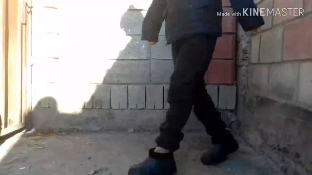 Шафл танец под музыку МОКРЫЕ КРОССЫ смотреть онлайн