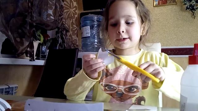 Как сделать сороконожку из бумаги мастер-класс смотреть онлайн