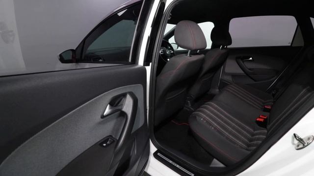 Volkswagen Polo 1 4 TSI GTI DSG смотреть онлайн