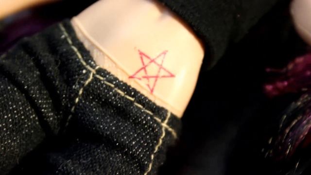 МК - Как сделать кукле татуировку ? смотреть онлайн