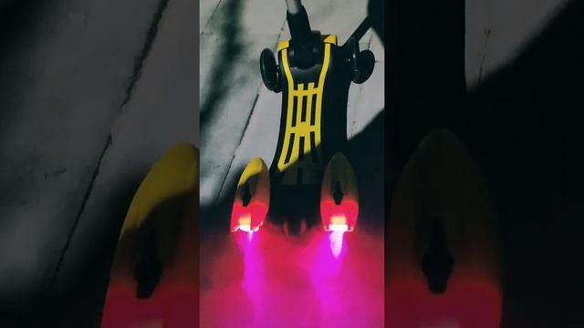 Самокат Scooter с дымом смотреть онлайн