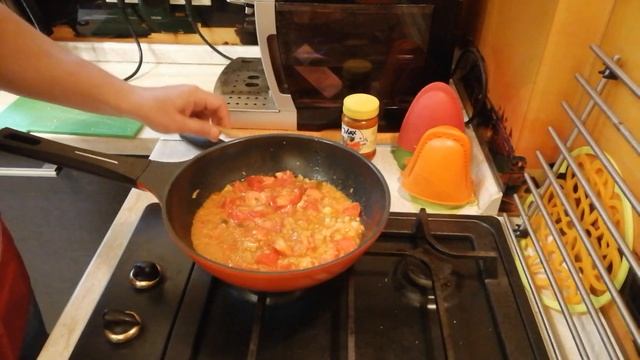 ГОТОВИМ ДОМА ВСЕ СПЕЦИИ В ОДНОМ СУПЕ ДАЛ Фрай Горох Чечевица смотреть онлайн