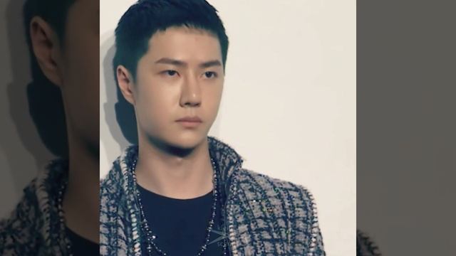 Ван Ибо и его зеленые волосы на CHANEL Le Château Des Dames (экспонат) смотреть онлайн