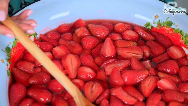 ХРАНИМ ДОМА! Клубничный Компот 5 л из 2 кг КЛУБНИКИ, РЕЦЕПТ заготовки 100%! смотреть онлайн