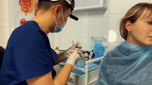 Кюретаж наружного слухового прохода / Сухое удаление серной пробки смотреть онлайн