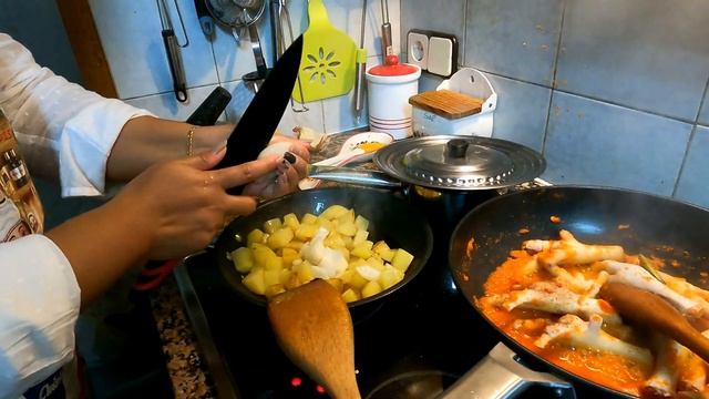 MASAK CEKER AYAM MERCON ALA DONA BAYO!! KIRA2 BISA NGGA MAK BULE DAN SUAMIKU MAKAN ???? смотреть онлайн
