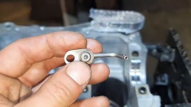 Это разборка ДВС 2azfe после сделанного капитального ремонта в автосервисе Docmotors Мурманск. смотреть онлайн