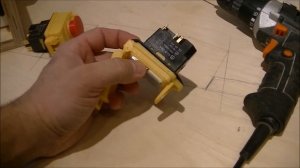 KLD-28A      пусковая кнопка для фрезера или циркулярки