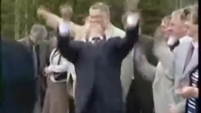 МАКС +100500. САМОЕ ПЕРВОЕ ВИДЕО +100500. ПЕРВОЕ ВИДЕО МАКС +100500. 100+500. +100500. МАКС. смотреть онлайн