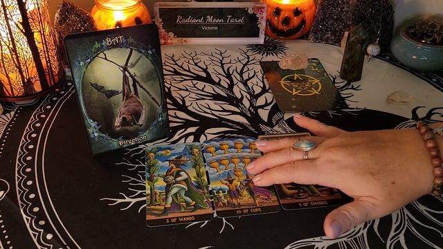 **Message From your Familiar** Pick A Card Reading #tarot #oracle #magic #guide смотреть онлайн